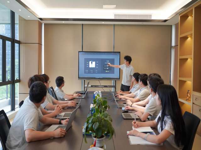 阜阳特种服装车条打褶去哪找