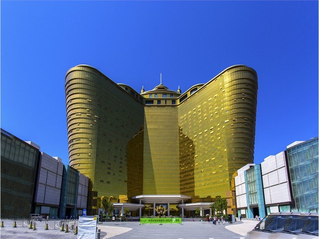 大型智能售货柜自动售货机定制